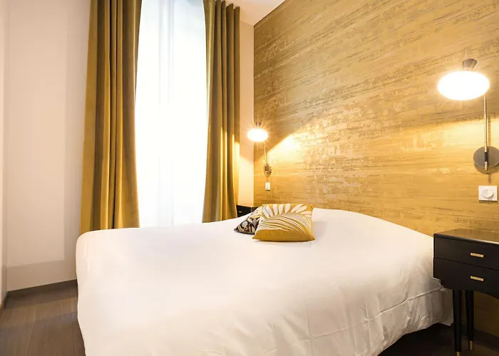Legend Majestic - Parking Privé- Climatisation - Gare - Centre Ville