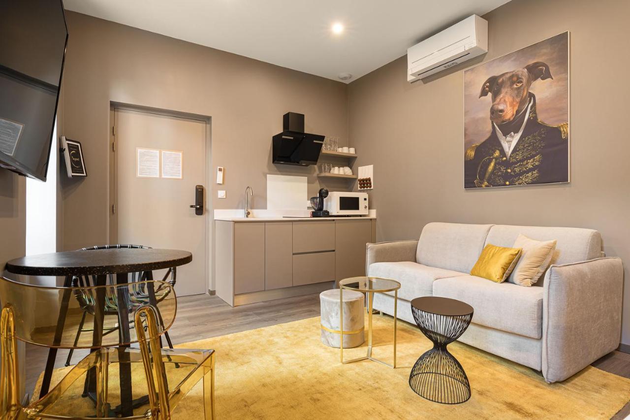 Appart hôtel Legend Majestic - Parking Privé- Climatisation - Gare - Centre *