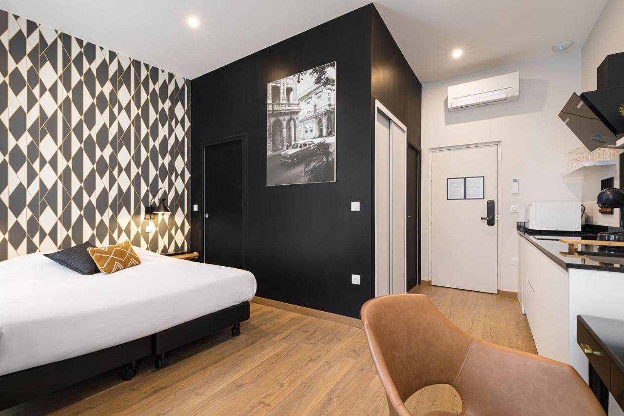 Appart hôtel Legend Majestic - Parking Privé- Climatisation - Gare - Centre